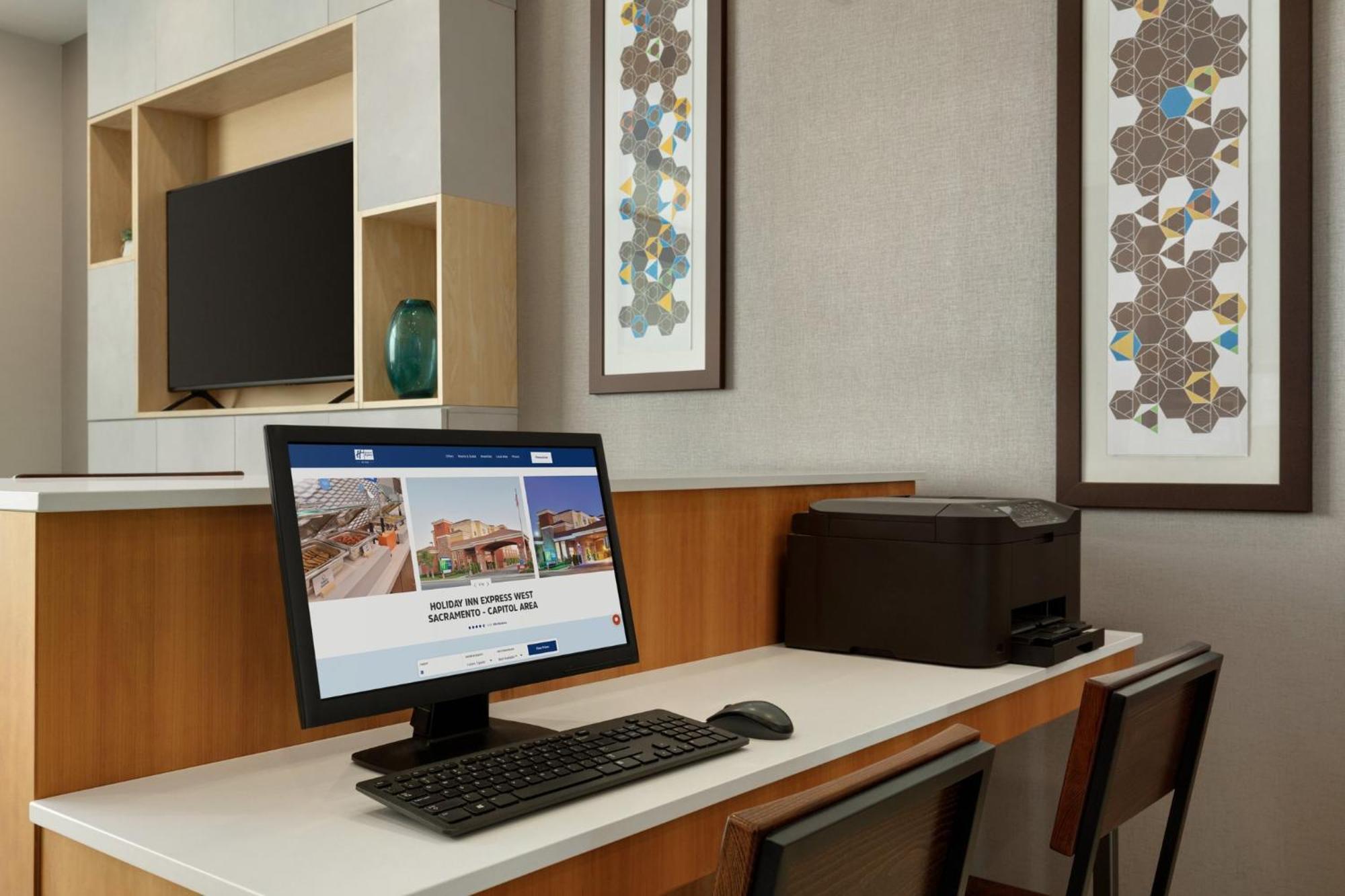 Holiday Inn Express- West Sacramento By Ihg Экстерьер фото